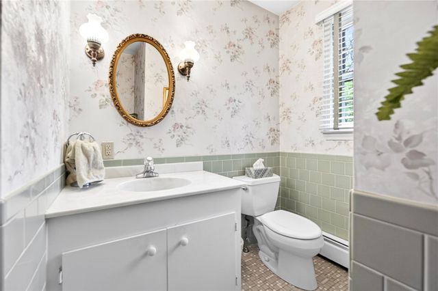 272 Pine Hill Road, South Kingstown, RI 02879
