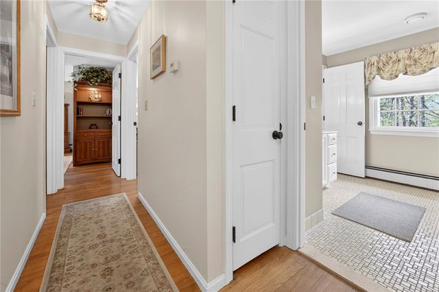272 Pine Hill Road, South Kingstown, RI 02879