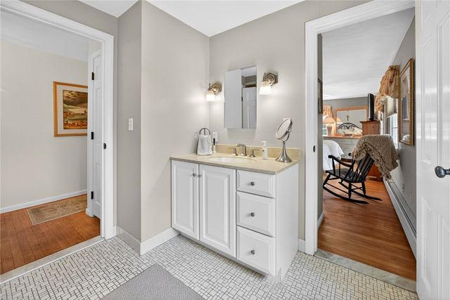 272 Pine Hill Road, South Kingstown, RI 02879
