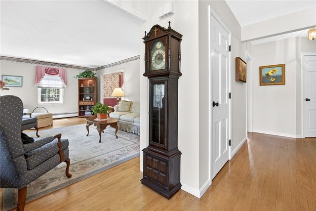 272 Pine Hill Road, South Kingstown, RI 02879