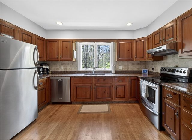 272 Pine Hill Road, South Kingstown, RI 02879
