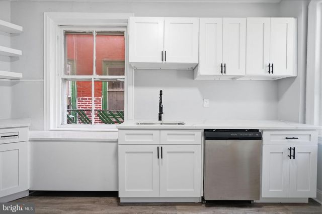 404 W ASHDALE ST, Philadelphia, PA 19120