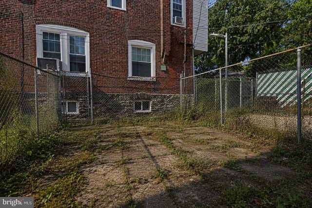 404 W ASHDALE ST, Philadelphia, PA 19120
