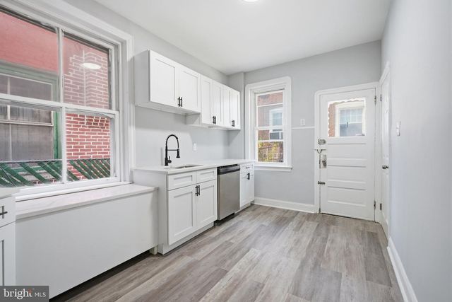 404 W ASHDALE ST, Philadelphia, PA 19120