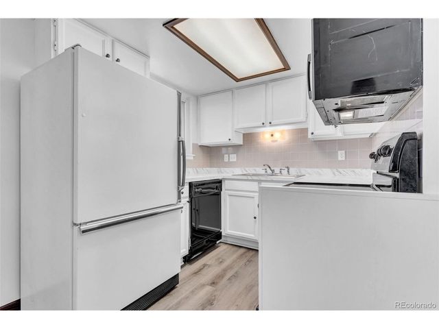 1720 S Ammons St A, Lakewood, CO 80232