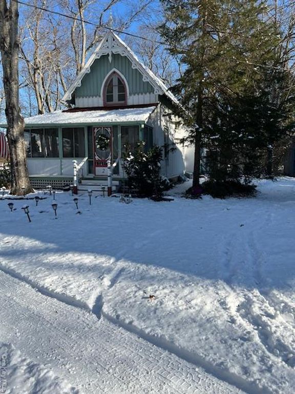 1 and 2 Campground Circle, Jamesport, NY 11947