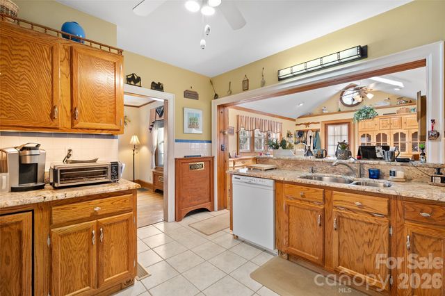 2113 S Lakeshore Drive, Lake Junaluska, NC 28745