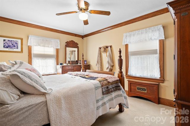 2113 S Lakeshore Drive, Lake Junaluska, NC 28745