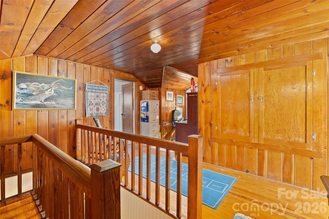 2113 S Lakeshore Drive, Lake Junaluska, NC 28745
