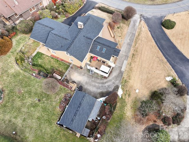 2113 S Lakeshore Drive, Lake Junaluska, NC 28745