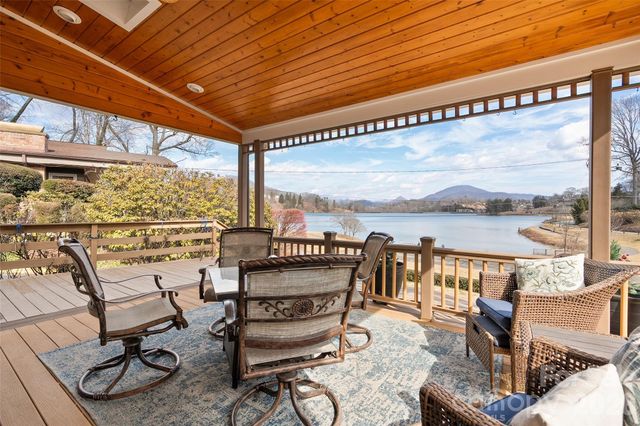 2113 S Lakeshore Drive, Lake Junaluska, NC 28745