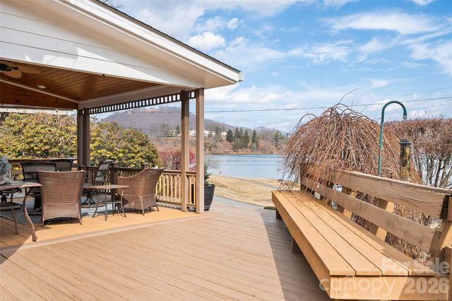 2113 S Lakeshore Drive, Lake Junaluska, NC 28745