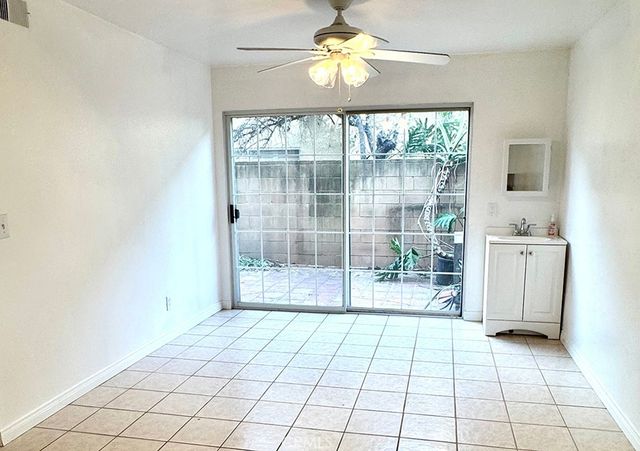 17241 Roscoe 16, Northridge, CA 91325