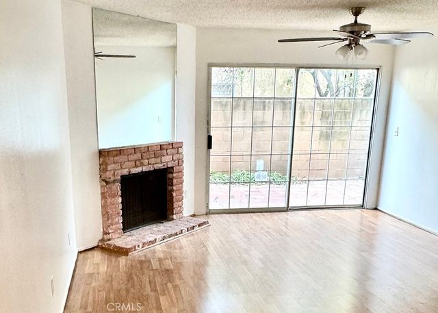 17241 Roscoe 16, Northridge, CA 91325