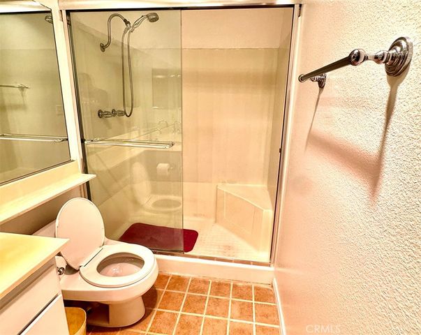 17241 Roscoe 16, Northridge, CA 91325