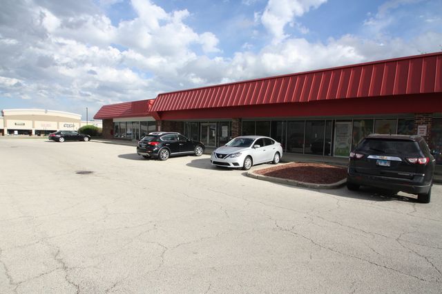 731 E Nerge Road 731-791, Roselle, IL 60172