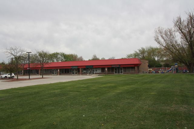 731 E Nerge Road 731-791, Roselle, IL 60172