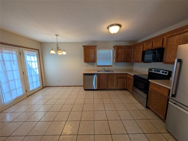 3201 Lois Arlene Circle, Oklahoma City, OK 73160