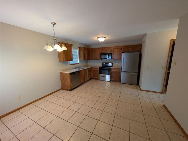 3201 Lois Arlene Circle, Oklahoma City, OK 73160