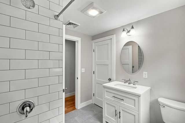 877 Bumps River Road, Centerville, MA 02632