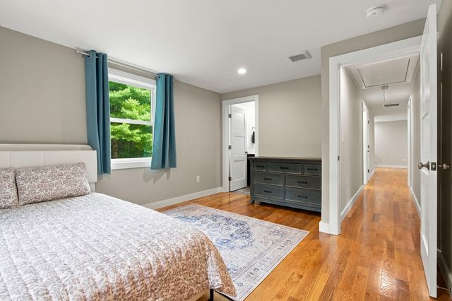 877 Bumps River Road, Centerville, MA 02632