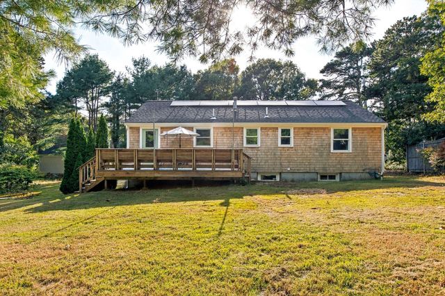 877 Bumps River Road, Centerville, MA 02632