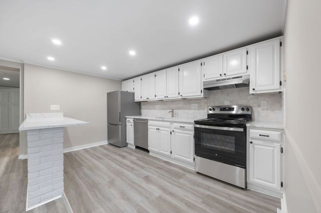 56 Vinton Street 1, Melrose, MA 02176