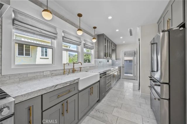 1134 Graynold Avenue, Glendale, CA 91202