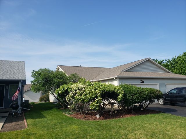 50 S Juniper Drive, North Aurora, IL 60542