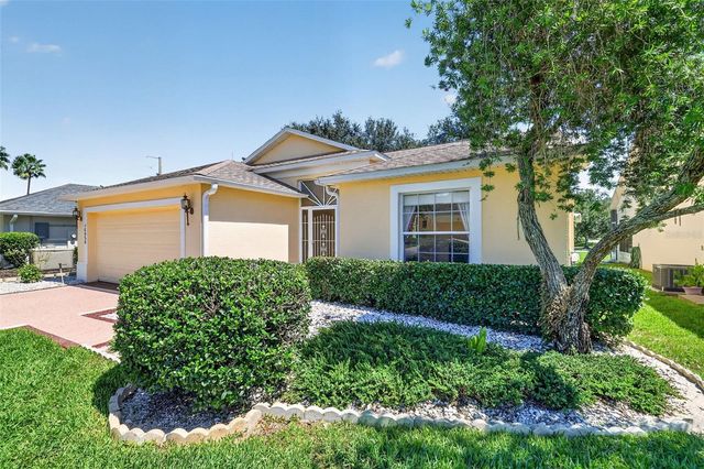 26958 HONEYMOON AVENUE, Leesburg, FL 34748