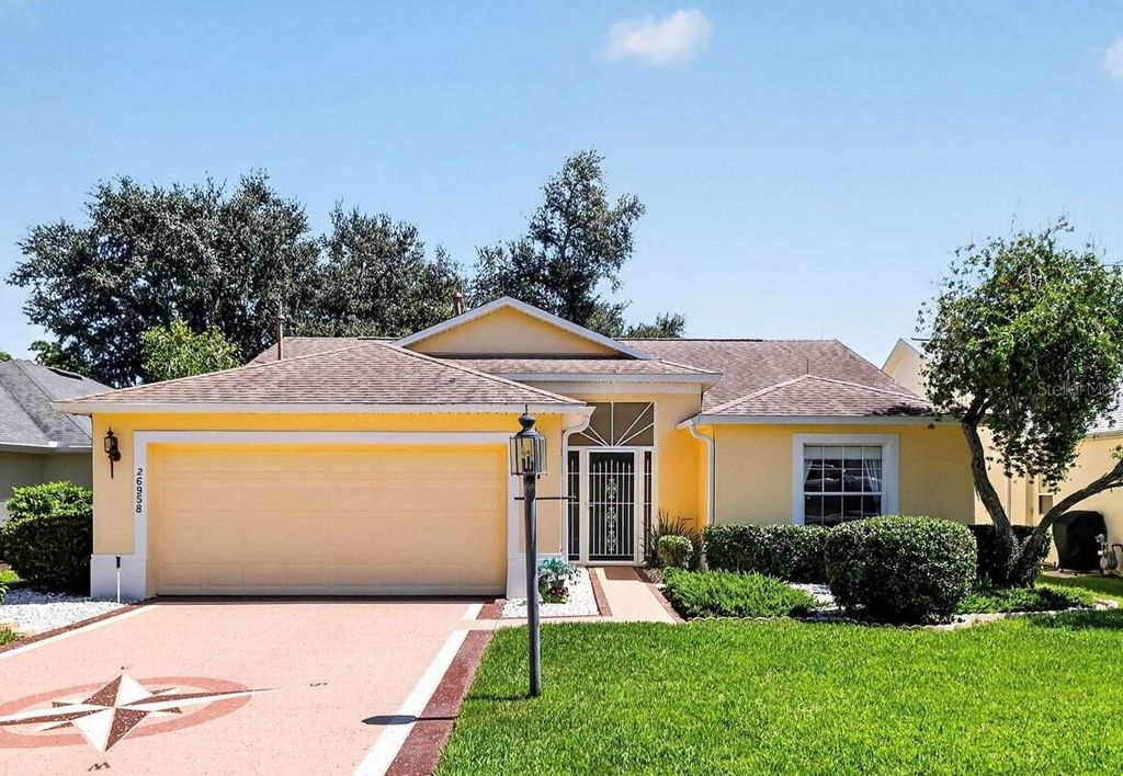 26958 HONEYMOON AVENUE, Leesburg, FL 34748