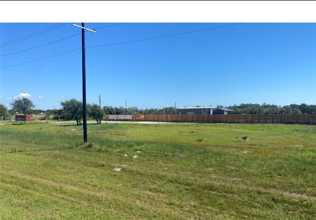 3261 Tx-35, Aransas Pass, TX 78336 — photo 2