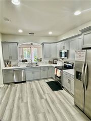 9813 Foxhall WAY 3, Estero, FL 33928