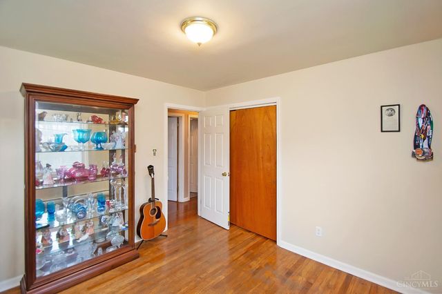 1352 Gibson Road, Goshen Twp, OH 45140