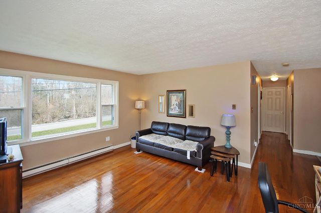 1352 Gibson Road, Goshen Twp, OH 45140