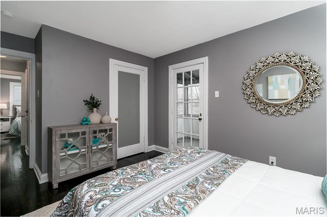 216 S Hartnett Avenue, Ferguson, MO 63135