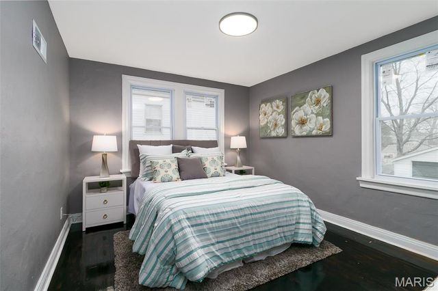 216 S Hartnett Avenue, Ferguson, MO 63135