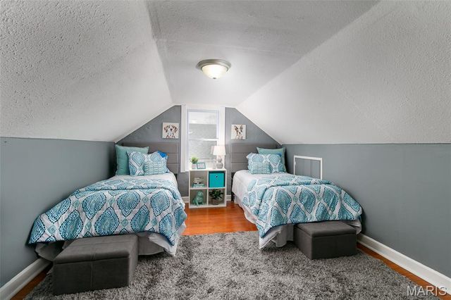 216 S Hartnett Avenue, Ferguson, MO 63135