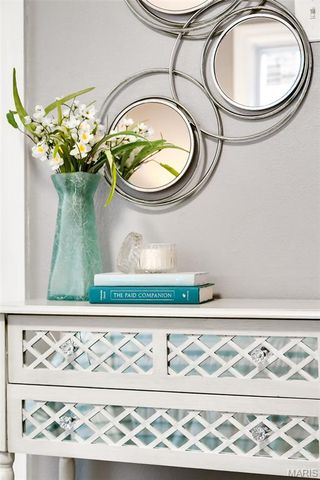 216 S Hartnett Avenue, Ferguson, MO 63135