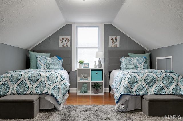 216 S Hartnett Avenue, Ferguson, MO 63135