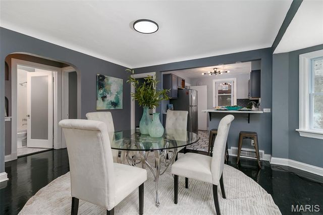 216 S Hartnett Avenue, Ferguson, MO 63135