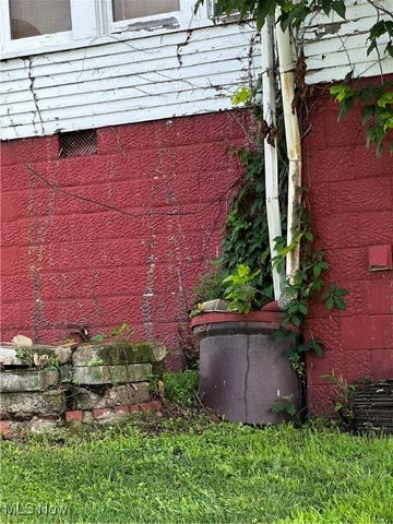 625 Main Street, Caldwell, OH 43724