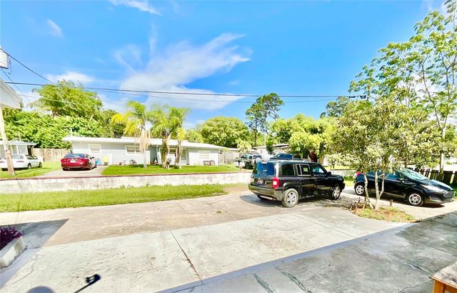 2117 CALUSA TRAIL B, Holiday, FL 34690