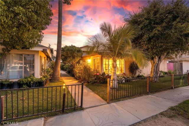 1813 Cedar, Santa Ana, CA 92707