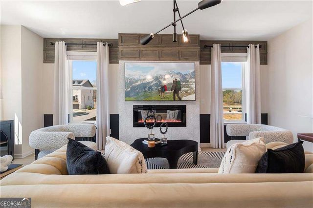 210 Daybreak Lane, Newnan, GA 30265