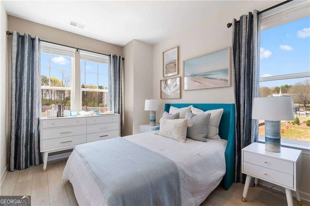 210 Daybreak Lane, Newnan, GA 30265