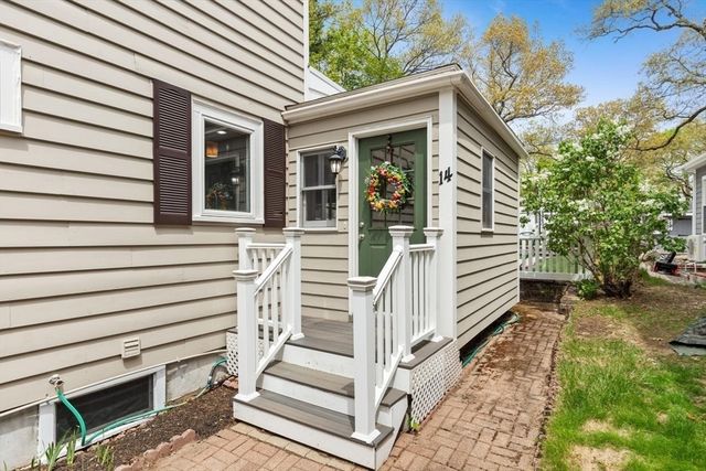 14 Church St, Westwood, MA 02090