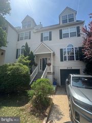 6718 CINNAMON DR, Philadelphia, PA 19128