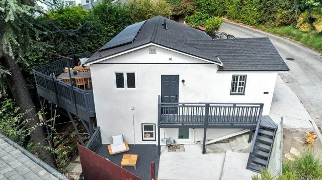 1712 Rotary, Los Angeles, CA 90026