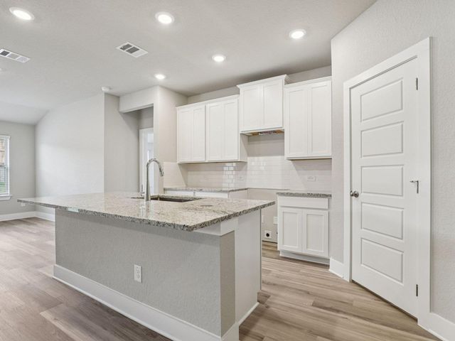 305 Gristmill RD, Burnet, TX 78611